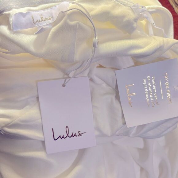 Lulus Arienne White Off-the-Shoulder Mermaid Maxi Dress Size Medium NEW NWT - Picture 15 of 15